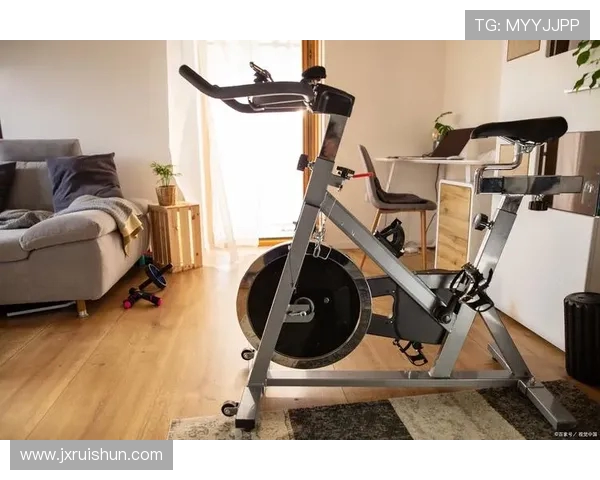 高效对抗驼背的居家健身器材实测与选购攻略 高效对抗驼背的居家健身器材实测与选购攻略