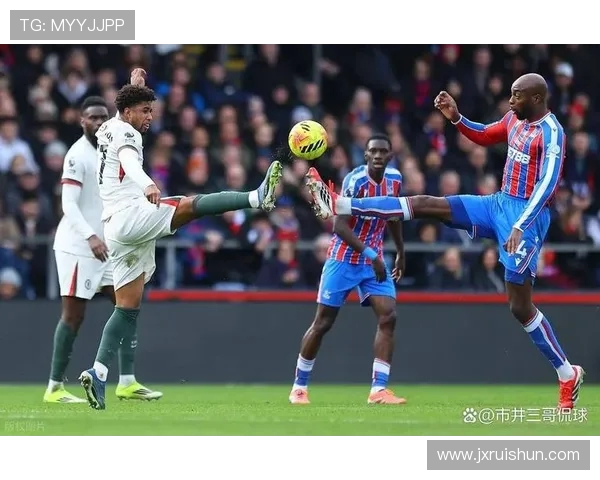 英超球员因转会引发冲突事件回顾与影响